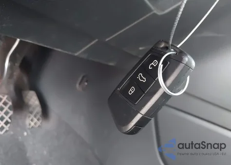 2019 Volkswagen Atlas 3.6L V6 Se from USA, damaged, VIN 1V2DR2CA5KC549393